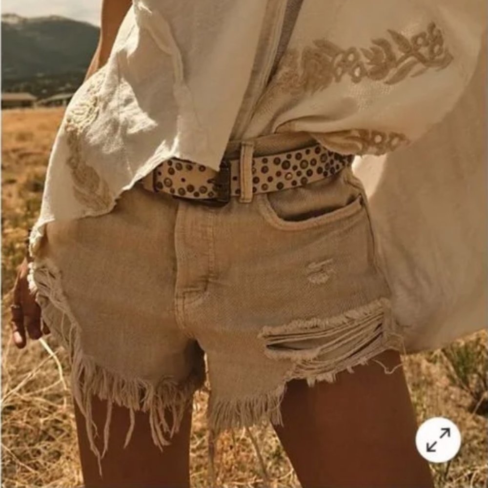 WE THE FREE Loving Good Vibrations Cutoff Shorts FREE PEOPLE Distressed